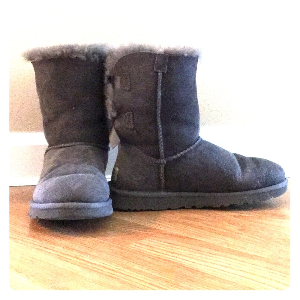 Classic short UGGS